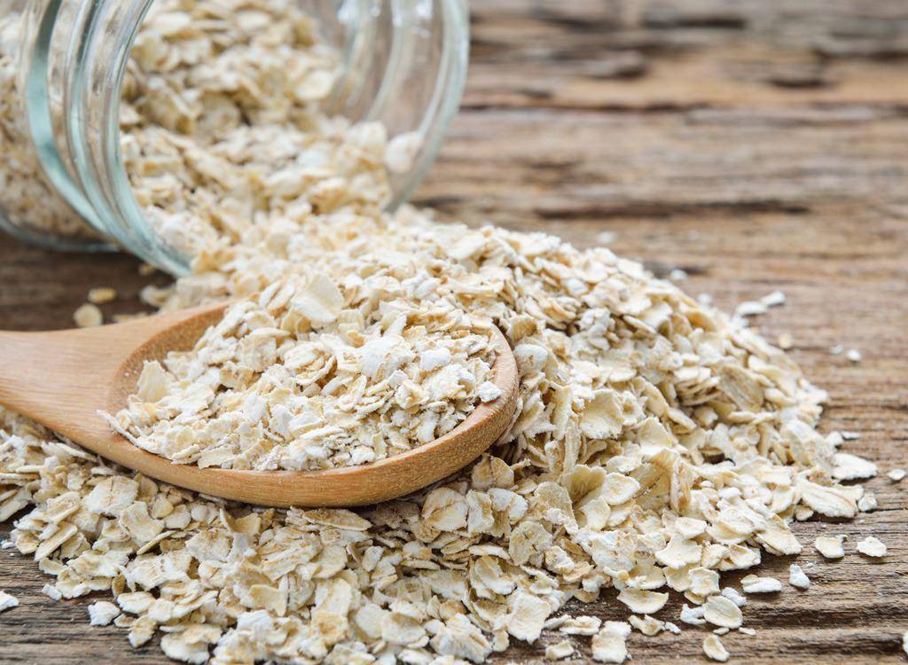 https://cdn.idntimes.com/content-images/post/20170814/oatmeal-db20897a7f0ca9831b98fb7535f075de.jpg