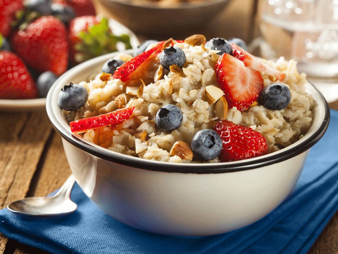 https://cdn.idntimes.com/content-images/post/20170814/oatmeal1-bb8ee861fc19bbb9fe17ba938dadd63f.gif