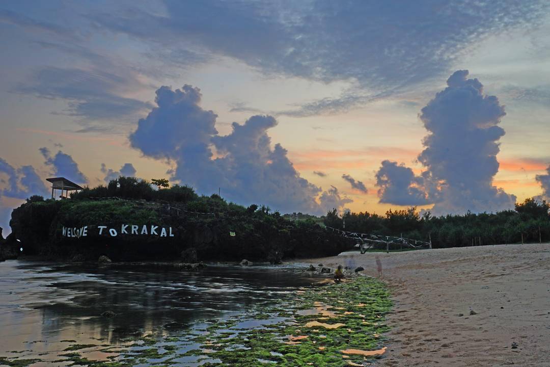 https://cdn.idntimes.com/content-images/post/20170921/pantai-krakal-gunungkidul-jogja-a2218c43681770f5cd32454377ce23d5.jpg