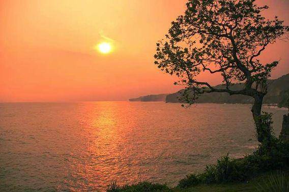 http://cdn.idntimes.com/content-images/post/20160207/pantaikesirat-ebc8b80d0518efdb78971aa884fdea8c.jpg