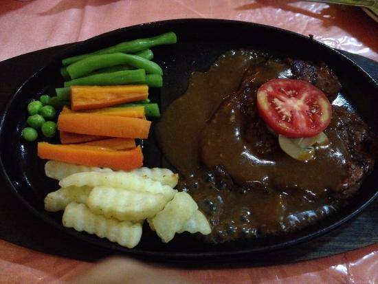 https://cdn.idntimes.com/content-images/post/20171105/pasadena-steak-94da7a918370988bb3c5f363a0e8bfbf.jpg