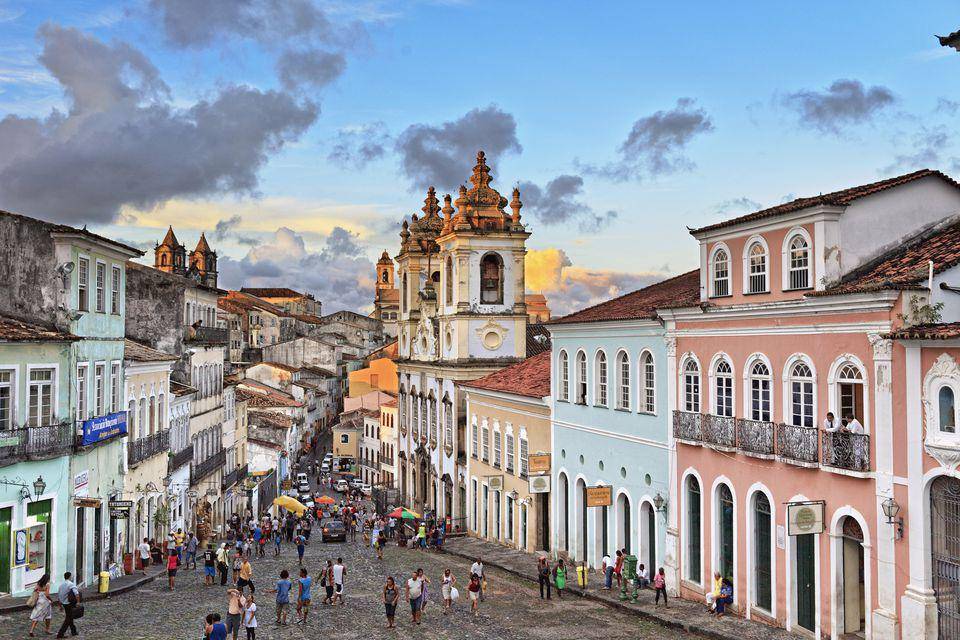 https://cdn.idntimes.com/content-images/post/20171027/pelourinho-7b81542ab532750efc9919d72fba3fe4.jpg