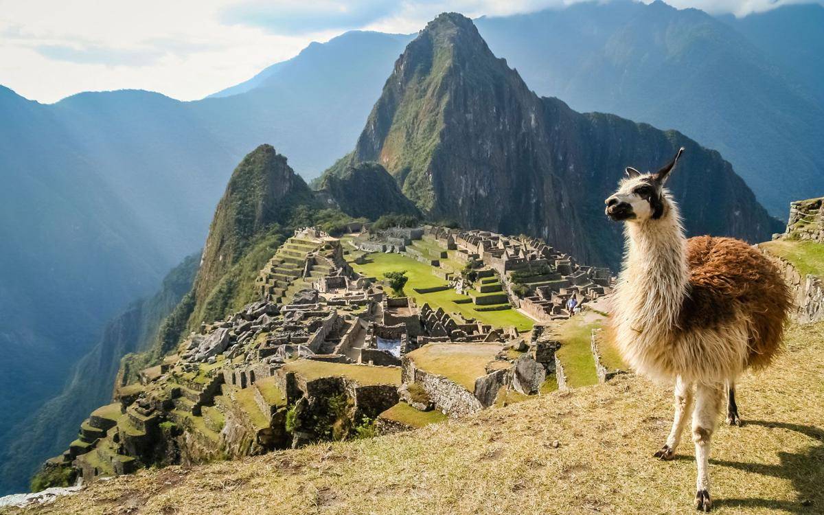 https://cdn.idntimes.com/content-images/post/20170929/peru-929f0b8efccba0e8cf5d55a809398585.jpg