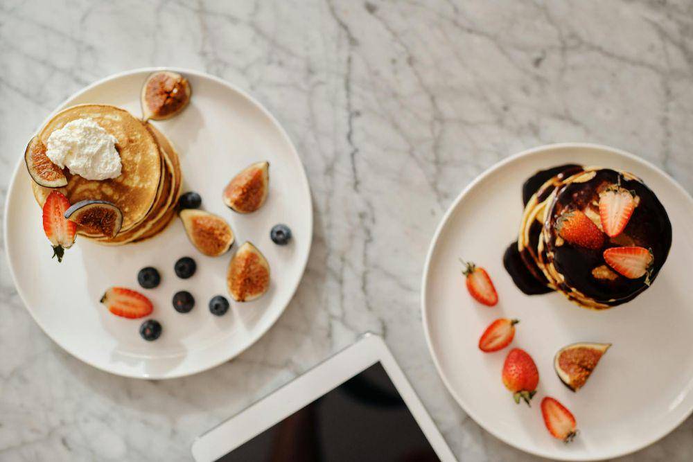ilustrasi pancake (pexels.com/Diva Plavalaguna)