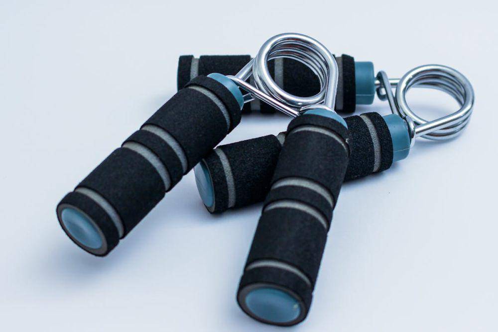 ilustrasi handgrip (pexels.com/Dom J)