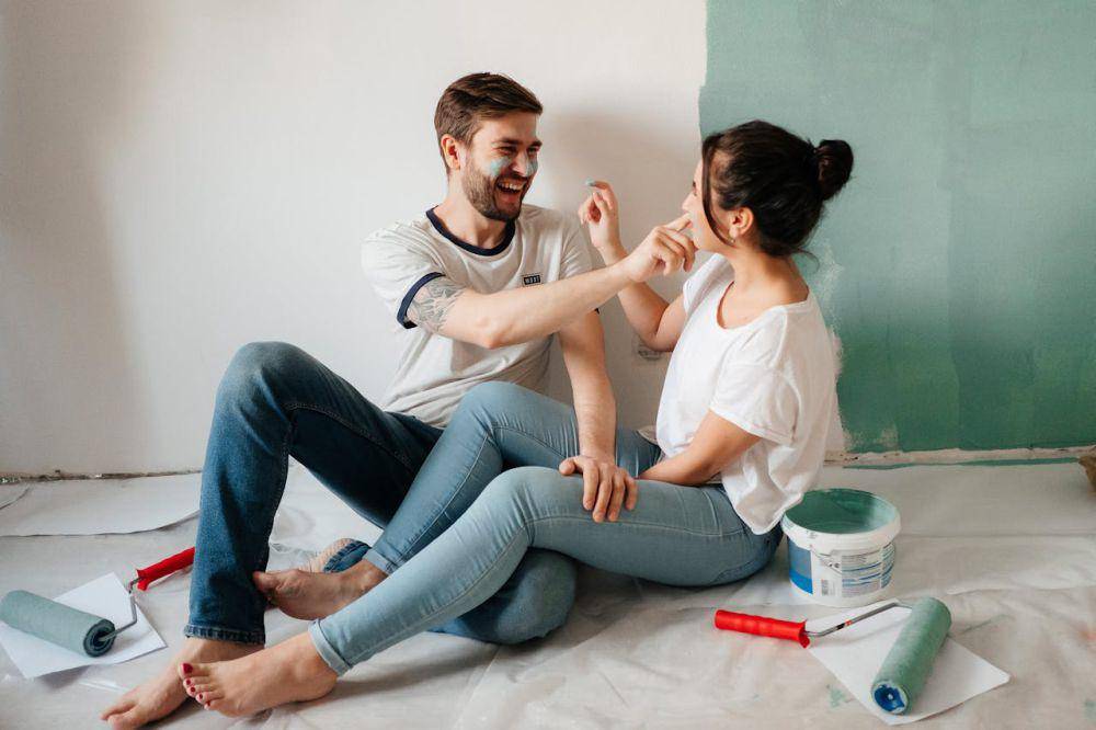 Ilustrasi menata ruang bersama (pexels.com/Maria Ovchinnikova)