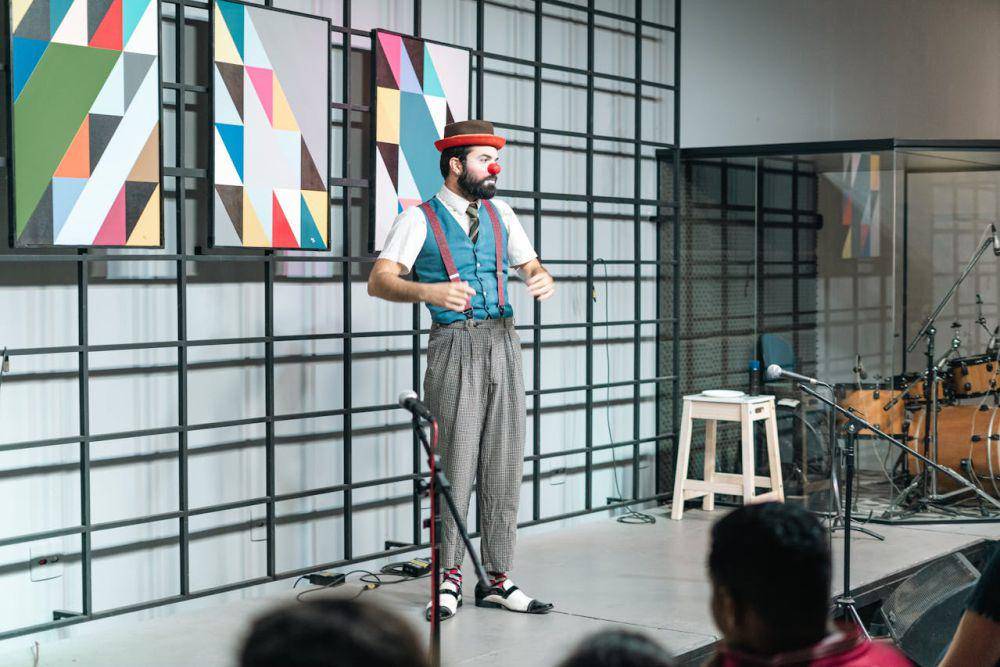 Ilustrasi comedy show (pexels.com/SAULO LEITE)