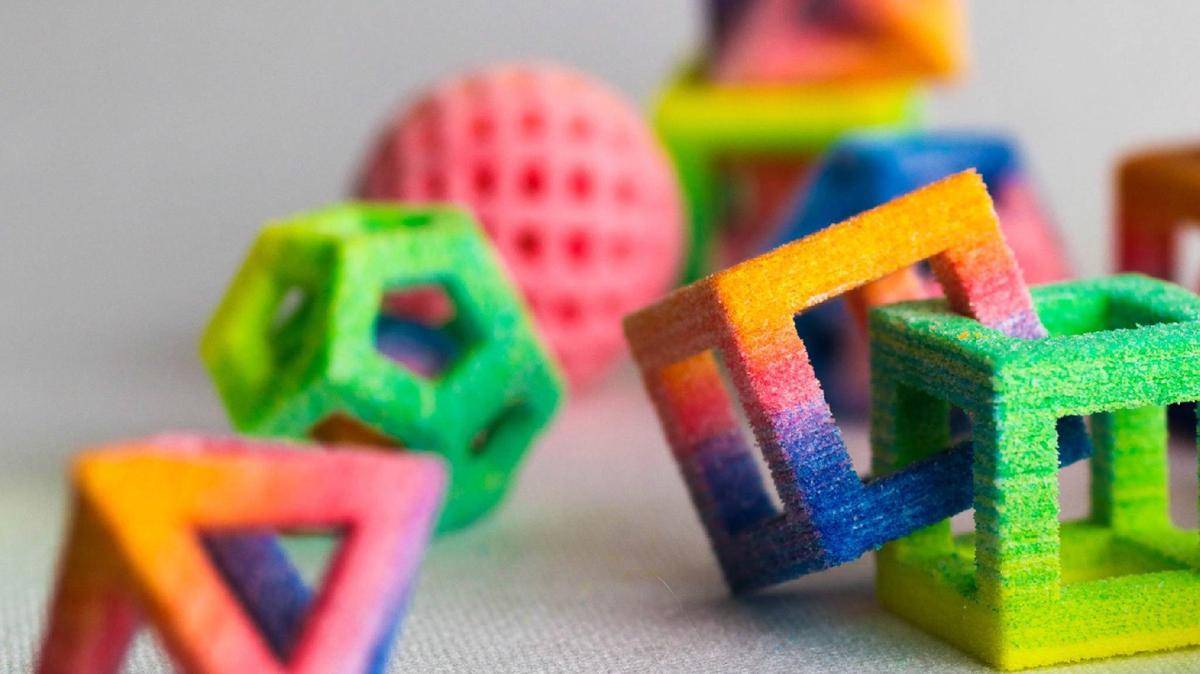 https://cdn.idntimes.com/content-images/post/20171023/pg-18-3d-printer-wide-25d5a1046c7c5a4f85773e34eaeb630e2fed8a9b-a63d2f06c93e35156836811cbd1d51b9.jpg