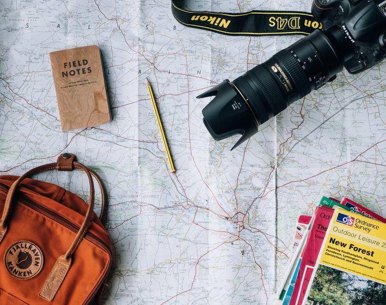 https://cdn.idntimes.com/content-images/post/20170820/plan-travel-trip-map-camera-0c0b8e0ad28983c0cc212c45ea348215.jpg