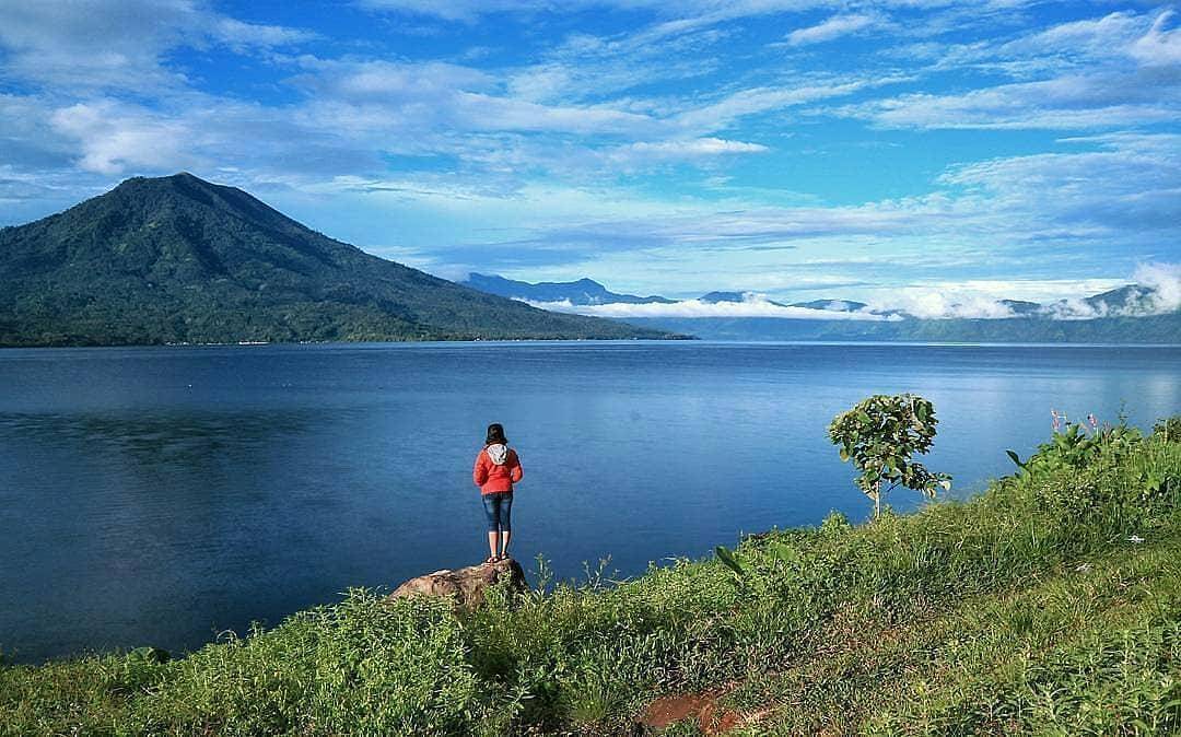 https://cdn.idntimes.com/content-images/post/20180330/potret-ranau-29090926-562237517509133-1084200808100134912-n-6b6d2121e6e1db58dbfa7d68fa98e8b7.jpg