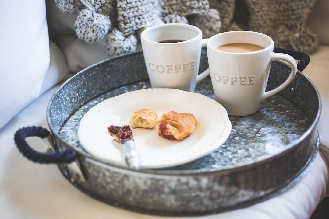 https://cdn.idntimes.com/content-images/post/20180112/pottery-barn-b84fcc6b45ac49b38b3042de514bcb33.jpg