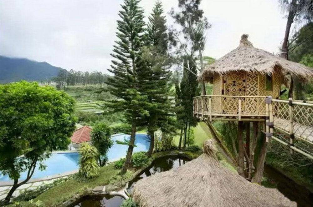 https://cdn.idntimes.com/content-images/post/20170712/rumah5-6b2168dc000b55379b11cfea7e939aab.jpg