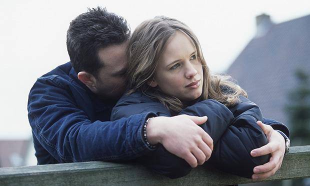 https://cdn.idntimes.com/content-images/post/20170814/sad-couple-8-af74e8c66e7fbd2892600fd912ca0ece.jpg