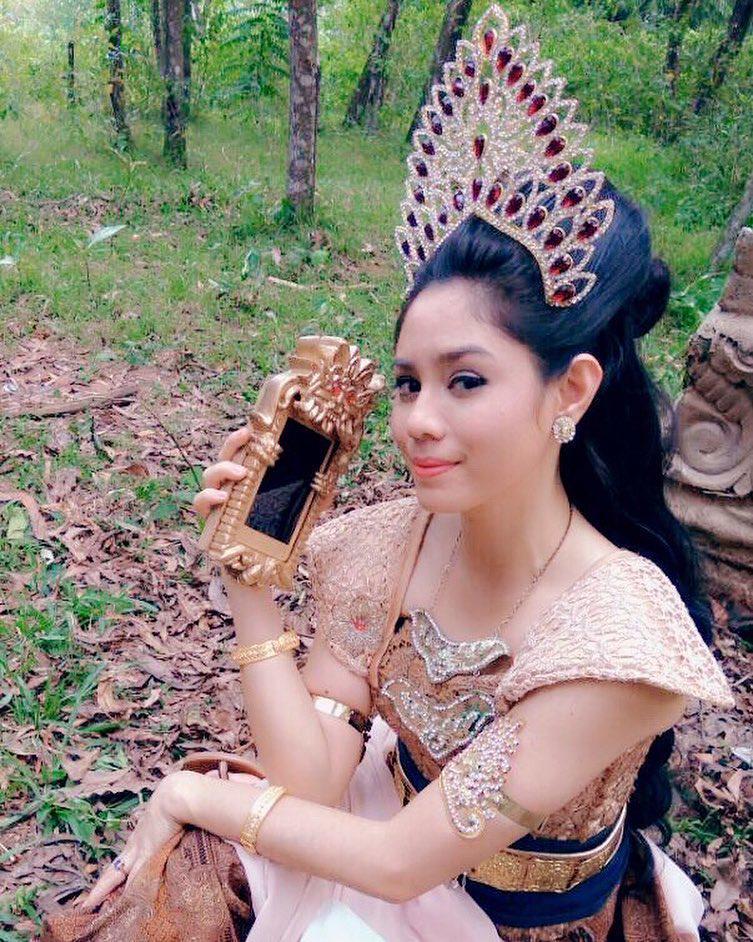 https://cdn.idntimes.com/content-images/post/20170718/saphira-indah-1-81299d38d6f66030ab509387c4e38591.jpg