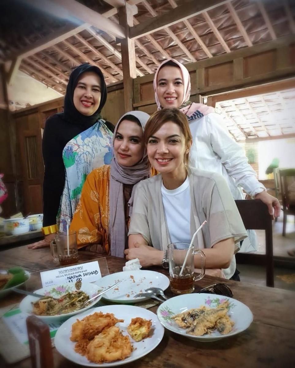 Najwa Shihab di Kopi Klotok (instagram.com/najwashihab)