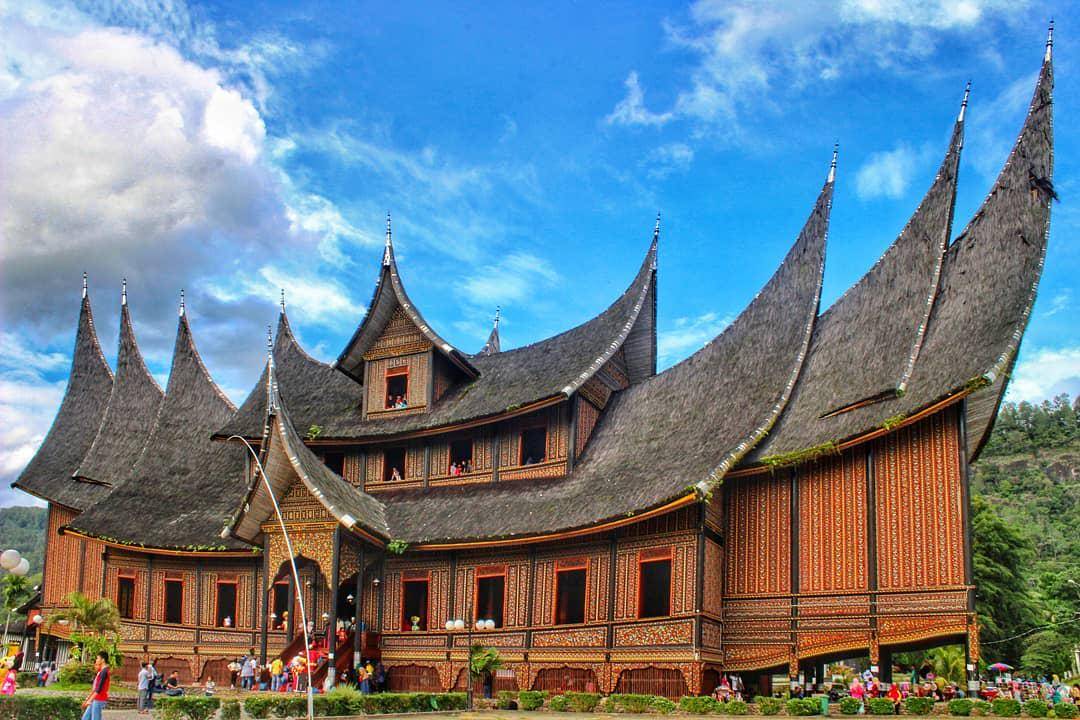https://cdn.idntimes.com/content-images/post/20180330/shiinadinda-26299688-345694782572955-2815018361476349952-n-a611bf08a08f4e57cab6da48a6e629ee.jpg