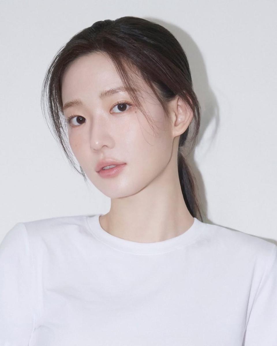 potret Choi Yoon Ji (instagram.com/yoonjiiii)