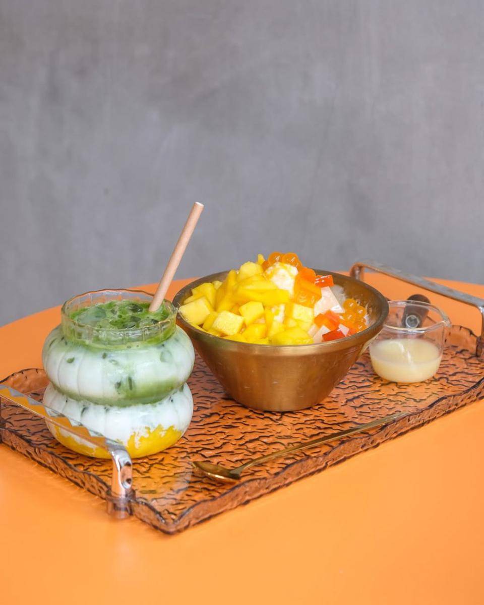 menu di Mango Mango (instagram.com/mangomango.bali)