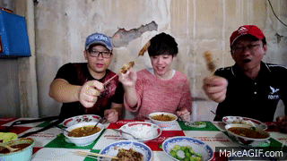 https://cdn.idntimes.com/content-images/post/20171021/soto-terenak-bikin-orang-jepang-nangis-makan-soto-tangkar-legendaris-ft-genki-comedian-8-a0e9b7adc693cc1d3befc9a11c80b0af.gif