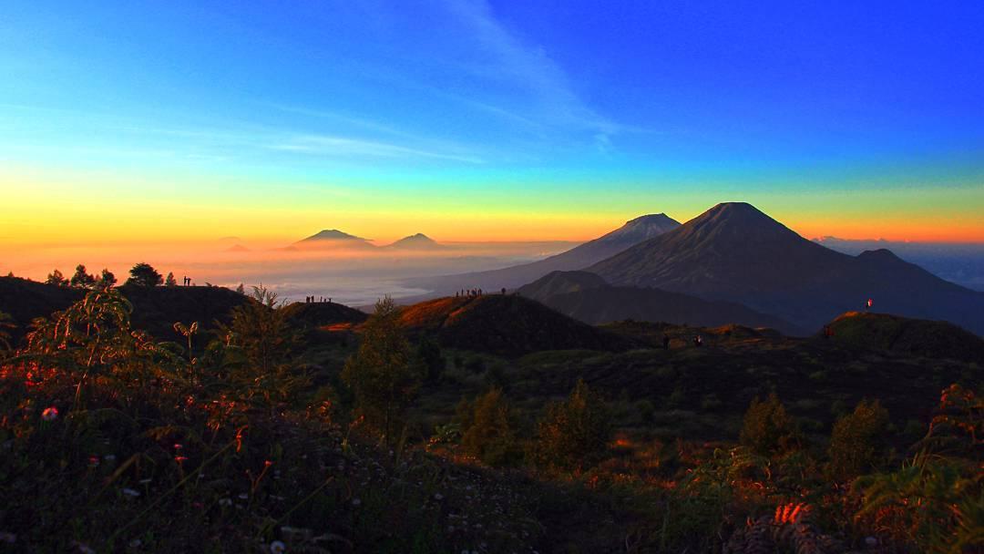 https://cdn.idntimes.com/content-images/post/20170707/sunrise5-340cfcb63c13f839c1b5d7150f2602ef.jpg