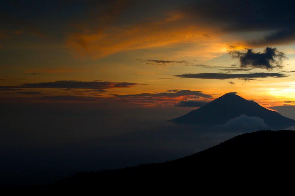 https://cdn.idntimes.com/content-images/post/20170707/sunrise6-afeceffff7225066e2c54ff4c54ec377.jpg