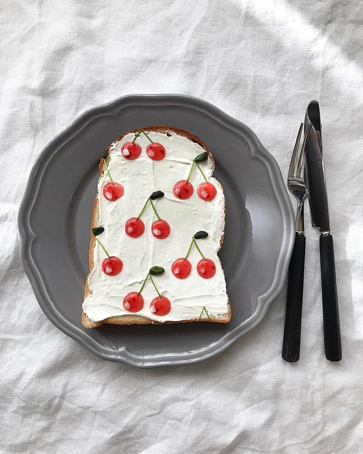 https://cdn.idntimes.com/content-images/post/20171020/toast-art-10-9348bf3db107e347d6d5991b12e26487.jpg
