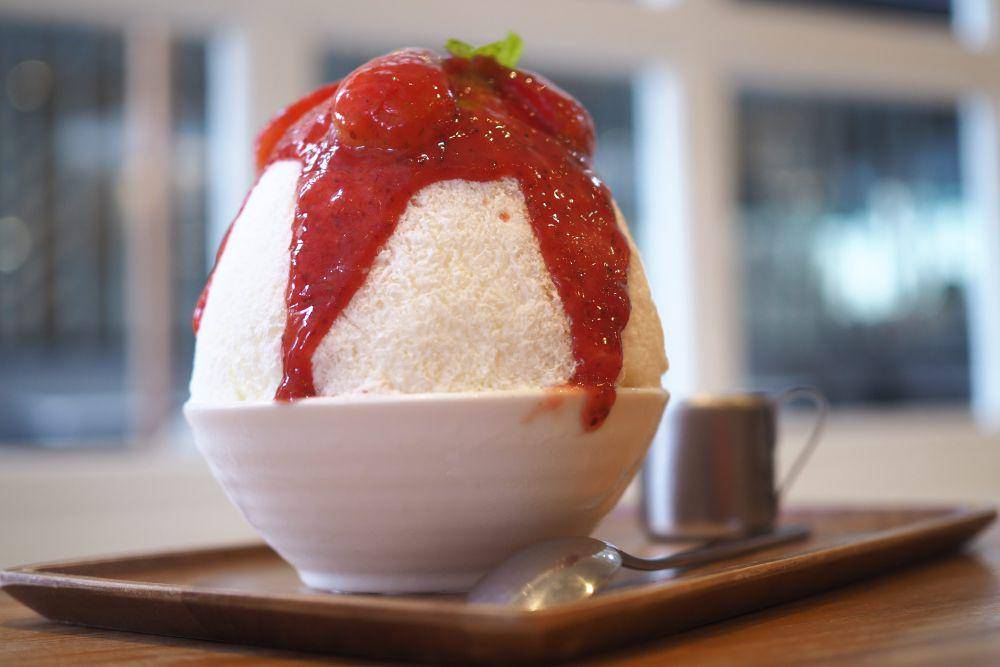 ilustrasi bingsu (vecteezy.com/nuttawan jayawan)