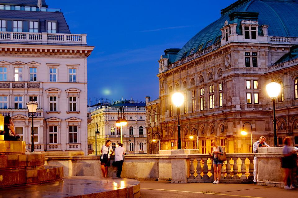 https://cdn.idntimes.com/content-images/post/20180311/vienna-2409440-960-720-8bfa28b6f8d227445e19fc70827cf97b.jpg