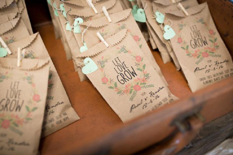 https://cdn.idntimes.com/content-images/post/20170704/wedding-favours-let-love-grow-seeds-cdc30dfec11c95f0beff1d445067f113.jpg