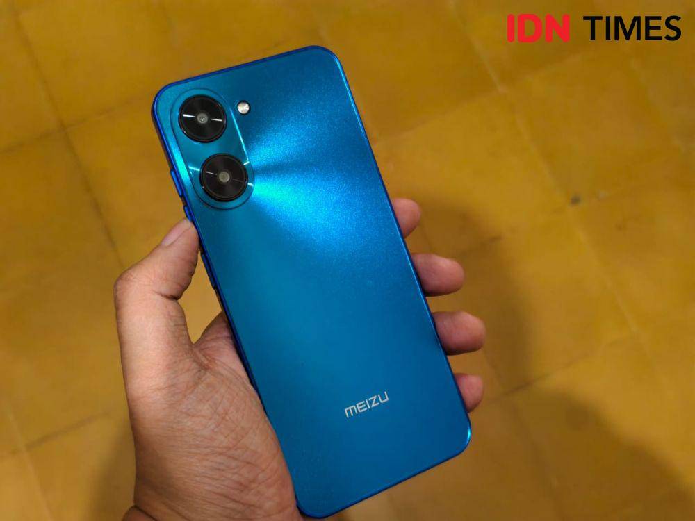 Meizu Mblu 21 (IDN Times/Fatkhur Rozi)