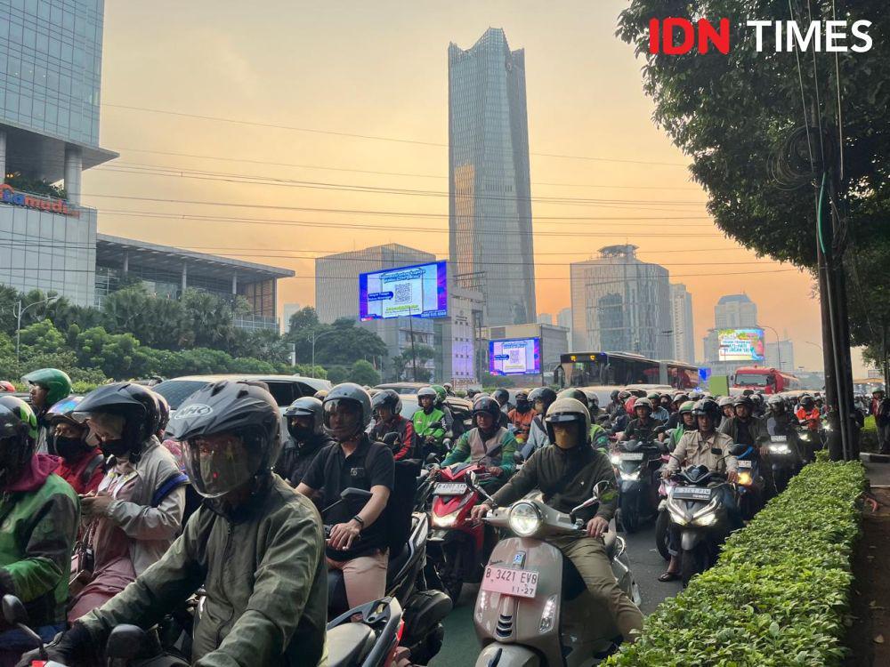 Jakarta macet parah (IDN Times/Sunariyah)
