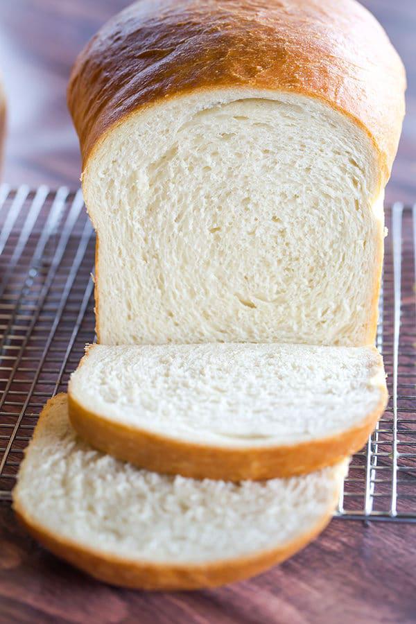 https://cdn.idntimes.com/content-images/post/20180221/white-bread-62-6001-600x900-7bb3c80450e5139c7d722f1710dcc0d3.jpg