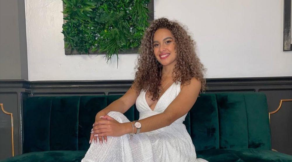 7 Potret Sofia Estupinian Miss World El Salvador 2025, Bikin Terpana!