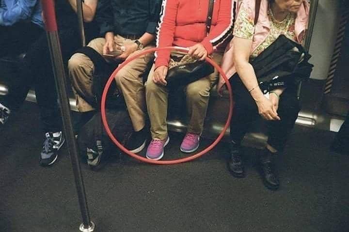 https://cdn.idntimes.com/content-images/community/2019/06/1043397-ketika-dizoom-bakal-bikin-kaget-9f5ddf841a79ec965fcdd00b2b5395ef.jpg
