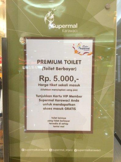 https://cdn.idntimes.com/content-images/community/2019/06/1049507-pengumuman-tarif-toilet-bikin-mikir-keras-68e0a1b97e39c2ae9882d6b414d8e2b2.jpg