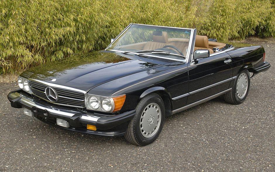 https://cdn.idntimes.com/content-images/post/20200723/1986mercedes560sl2-e4943b217f59b9b1027a90f62ddc784e.jpg
