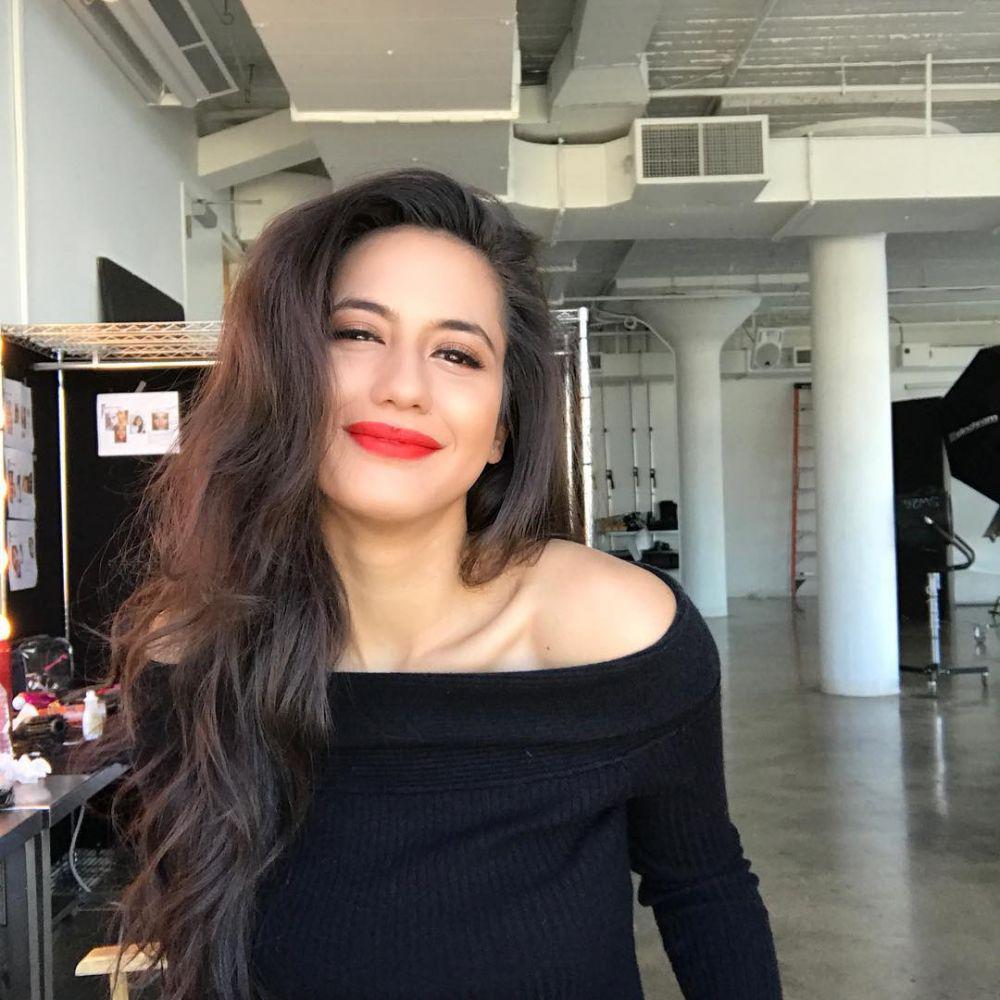 https://cdn.idntimes.com/content-images/community/2019/06/37646910-921455008039232-1911909210119995392-n-33c1c48d693f2878d6e4e831916d080b.jpg