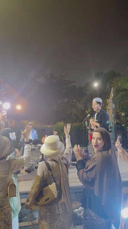 Pesta Ulang Tahun ke-33 Tasyi Athasyia (Instagram.com/tasyiiathasyia)
