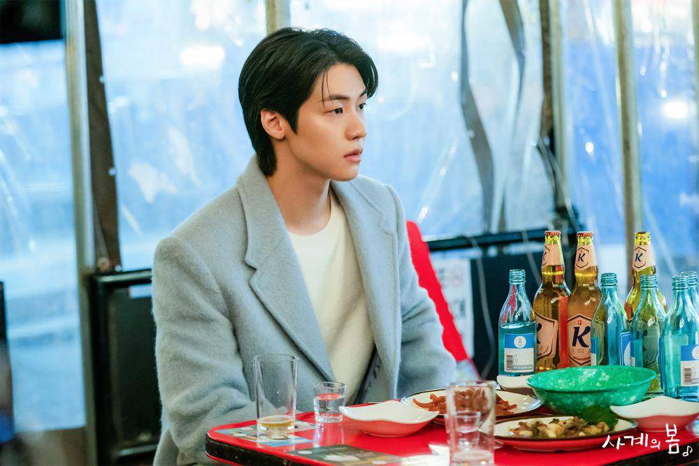 still cuts drama Spring of Youth (dok. SBS/Spring of Youth)