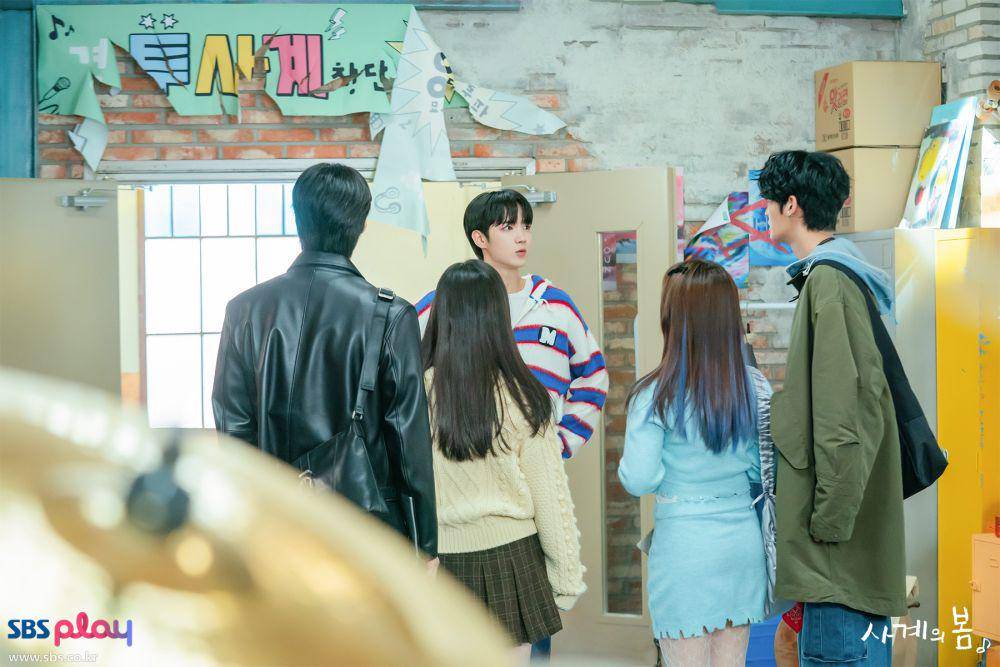 still cuts drama Spring of Youth (dok. SBS/Spring of Youth)