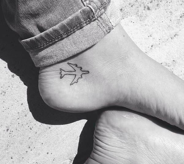 http://cdn.idntimes.com/content-images/post/old/68aa0-15_ig_smalltattoos.jpg