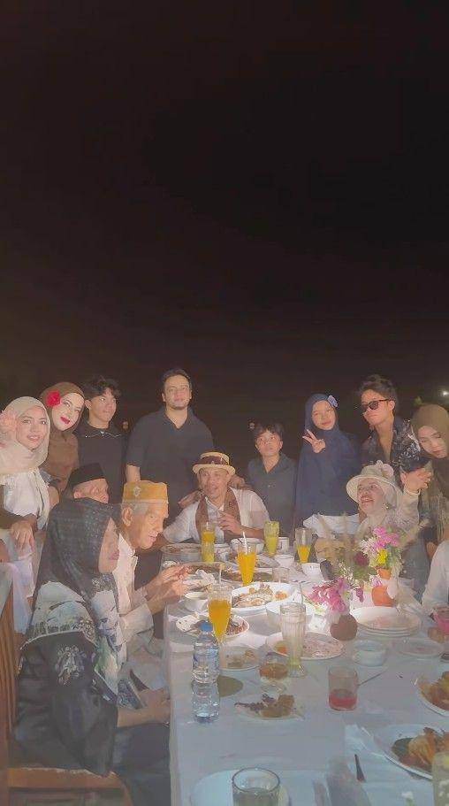 Pesta Ulang Tahun ke-33 Tasyi Athasyia (Instagram.com/tasyiiathasyia)