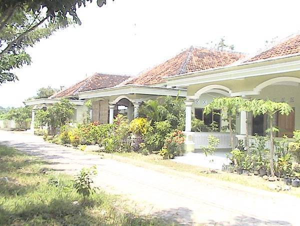 http://cdn.idntimes.com/content-images/post/old/8bf4b-Gontor3_dokumenpribadi.jpg