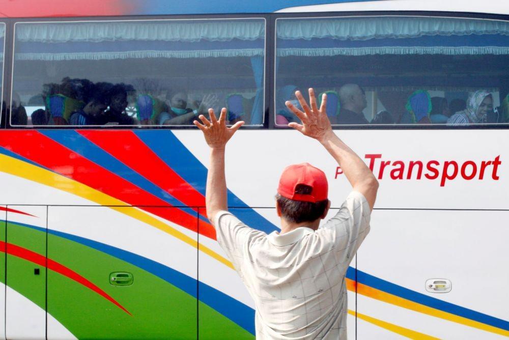 https://cdn.idntimes.com/content-images/post/20190530/antarafoto-arus-mudik-terminal-jatijajar-depok-300519-ysw-3-fc5c01186738f7db2a4d8b0573cb5fc8.jpg