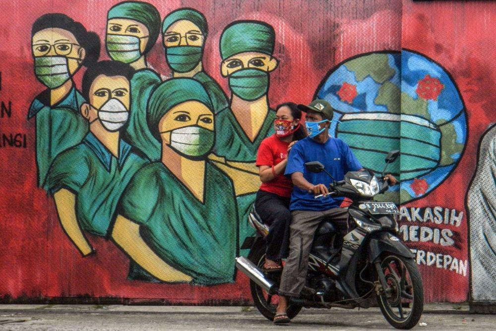 https://cdn.idntimes.com/content-images/post/20200403/antarafoto-mural-tentang-covid-19-030420-ysw-5-a02c3bda857c9e223eba2212898b1234.jpg