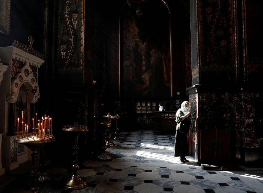 https://cdn.idntimes.com/content-images/post/20200413/antarafoto-ukraine-orthodoxpalmsunday-facemaskcovid19-12042020-a6f357fd45f0cad3b3803a4e42e8de30.jpg