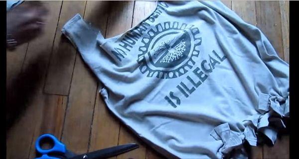http://cdn.idntimes.com/content-images/post/20160223/baju4-a18c0c79f9ae08db18415997d655f850.JPG