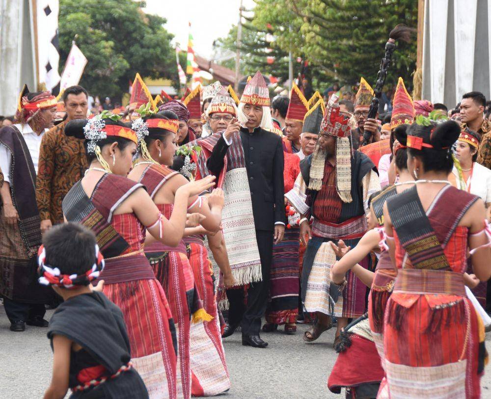 https://cdn.idntimes.com/content-images/post/20190809/buka-karnaval-0ec670ab7867cd70df4b3d12e4a1f6f0.jpeg