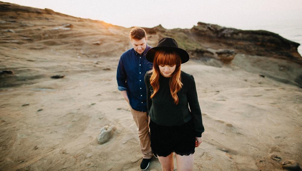 https://cdn.idntimes.com/content-images/post/20161115/cape-kiwanda-engagement-251-1505282226a1525174b098c7ba2f3043.jpg