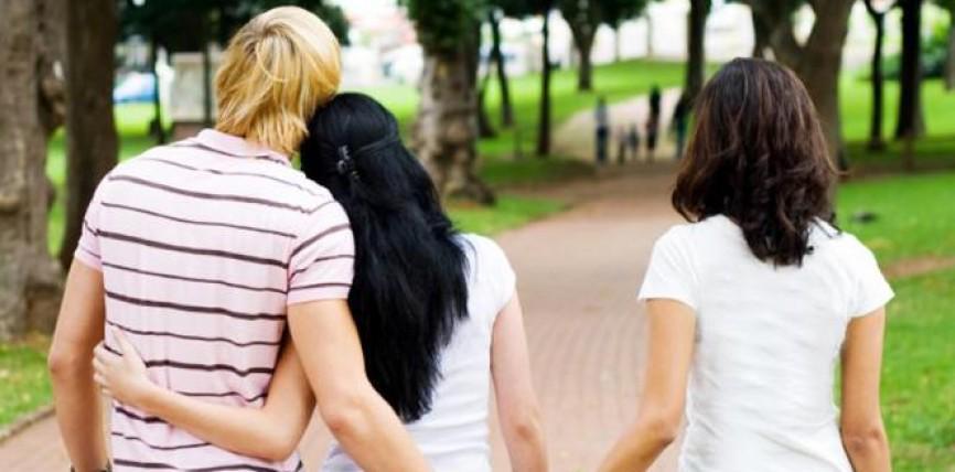 https://cdn.idntimes.com/content-images/post/20161216/cinta-segita-2wovdjv8mrhsvs5b4c3mdc-9ea4f6ce2c17763286037232b192aadc.jpg